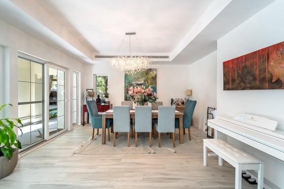 Exclusive | Fully Upgraded | Cul-De-Sac Location, picture 4