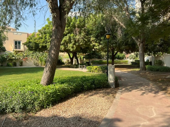 Elegant | Serene Community  | Landscaped Garden, picture 13