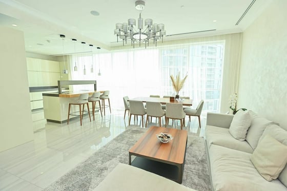 Full Floor Penthouse | Beach | 360° Views | Luxury, picture 17