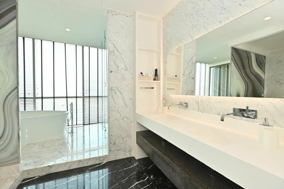 Full Floor Penthouse | Beach | 360° Views | Luxury, picture 24