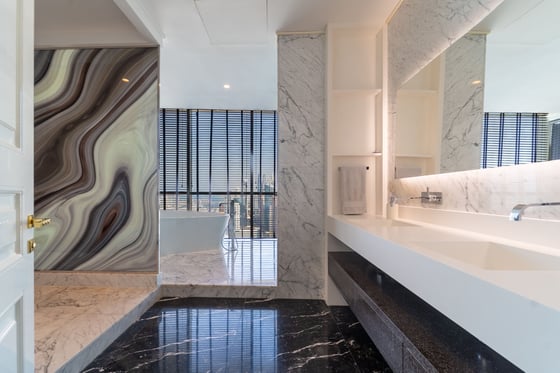 Full Floor Penthouse | Beach | 360° Views | Luxury, picture 23