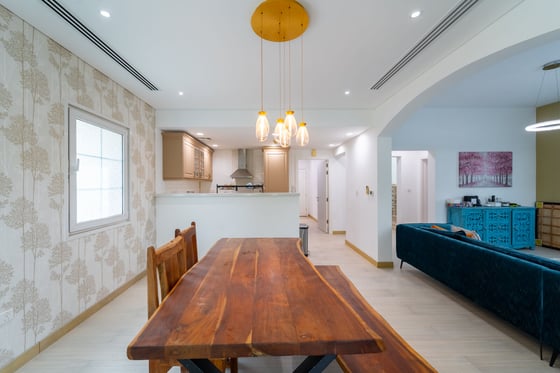 Vacant Unit | Corner Plot | Pool........, picture 12