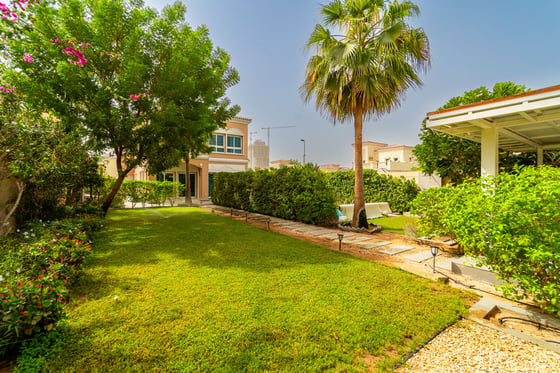 Vacant Unit | Corner Plot | Pool........, picture 25