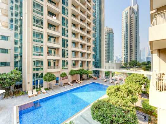 Prime location| Vacant on transfer | Huge layout, picture 9