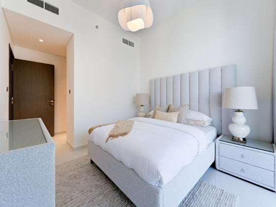 Designed by Elie Saab | High-Floor | Palm View, picture 15