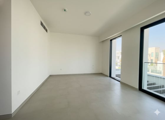 Brand New | Vacant | Modern Luxury......, picture 4
