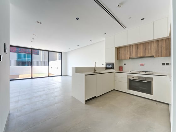 Brand New | Cozy and Bright | Prime Location, picture 1