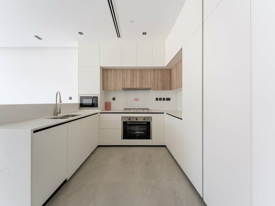 Brand New | Cozy and Bright | Prime Location, picture 2