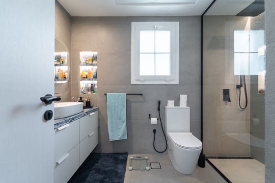 Renovated | Vacant on transfer | Single row, picture 9