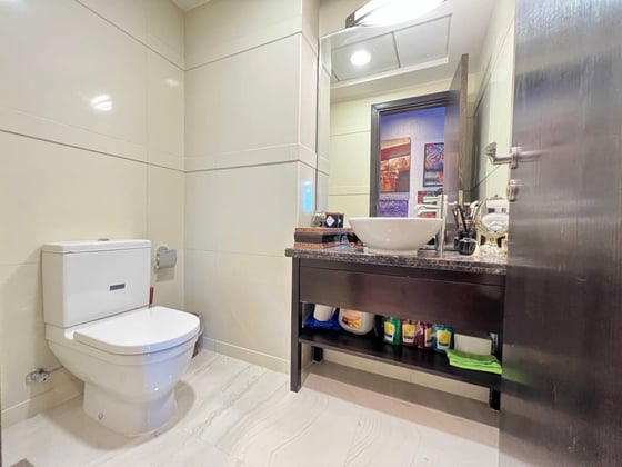 Spacious Layout | Vacant On Transfer | Vastu, picture 7