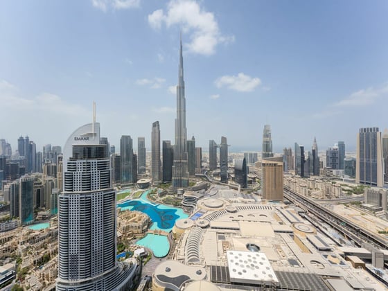 Burj Khalifa View | Fully Furnished | Vacant, picture 1