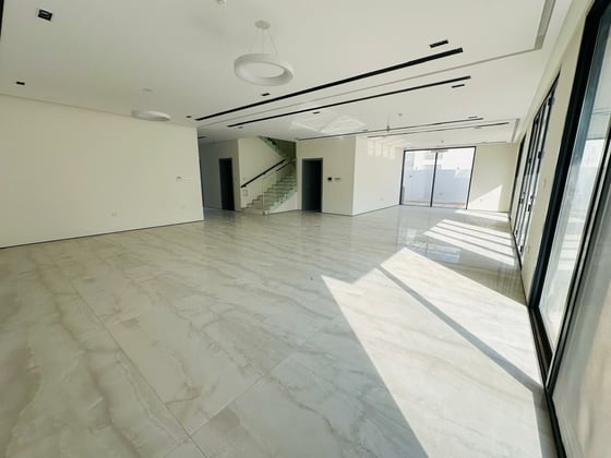 Luxury Private Pool | Brand New | Spacious Layout, picture 3