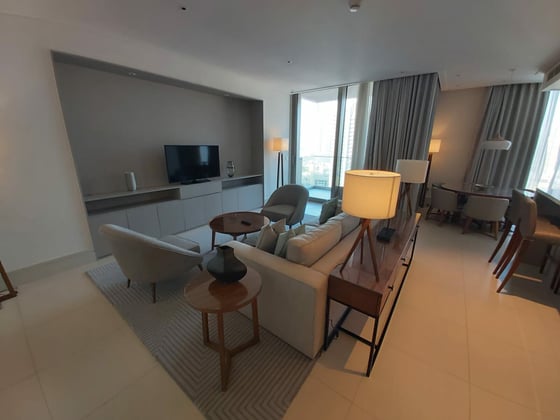 Burj Khalifa View | Study Room | High Floor, picture 2