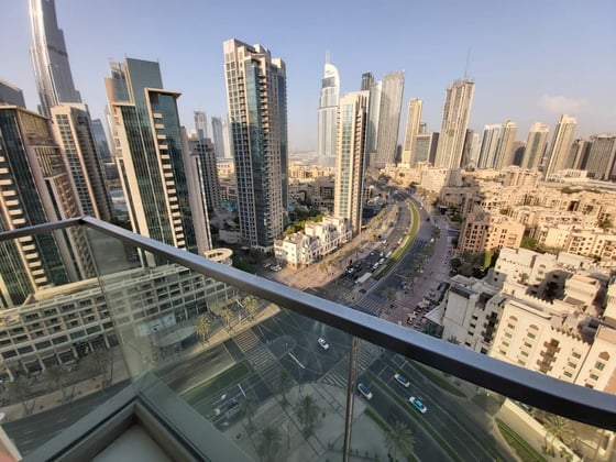 Burj Khalifa View | Study Room | High Floor, picture 12