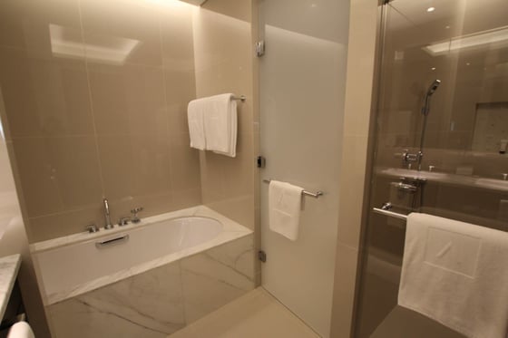 Bills Included l Burj Khalifa View l Serviced, picture 5