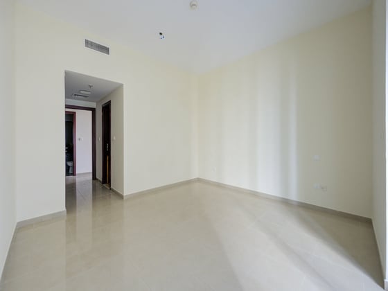 Full Marina and Sea View | Spacious | High Floor, picture 9