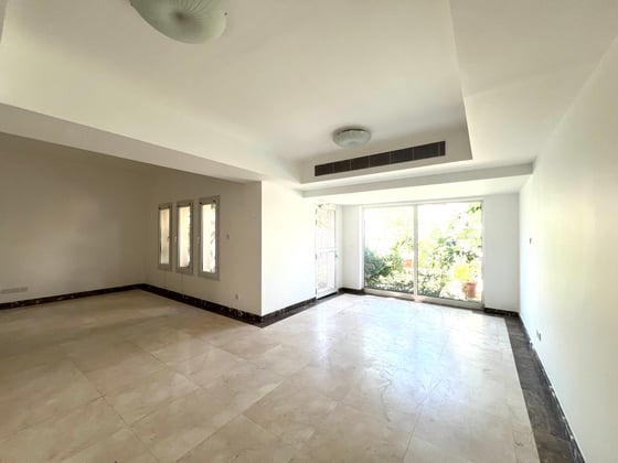 Landscaped Garden | Ready to Move | Spacious, picture 10