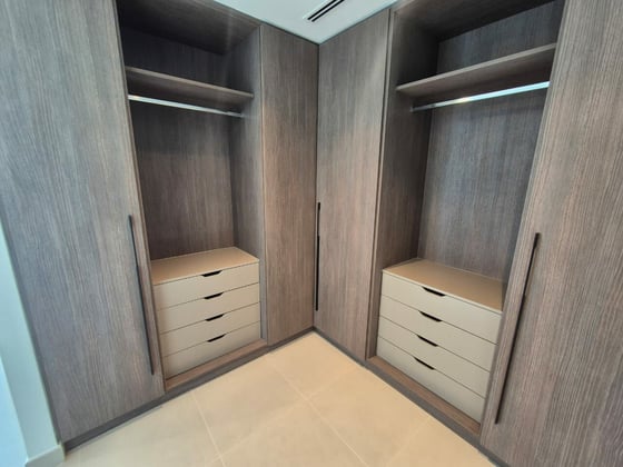 Brand New | Kitchen Appliances | Close to Pool, picture 8