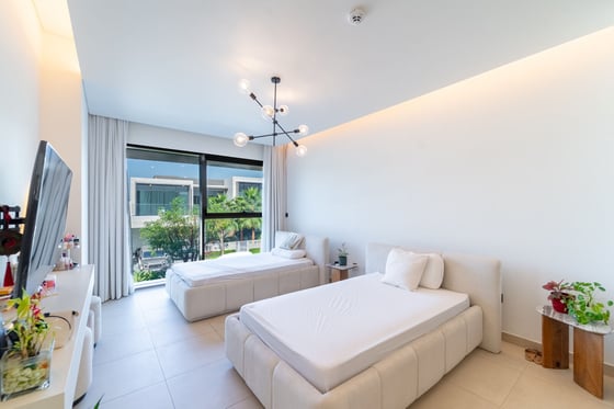 Exclusive 6BR Villa| Park Access & Private Pool, picture 14