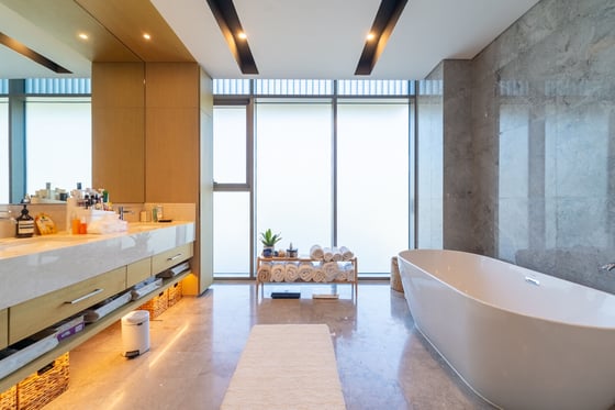 Exclusive 6BR Villa| Park Access & Private Pool, picture 13