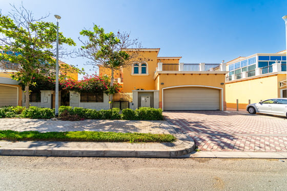 Single Row | Large Plot | Pool | Park View, picture 18