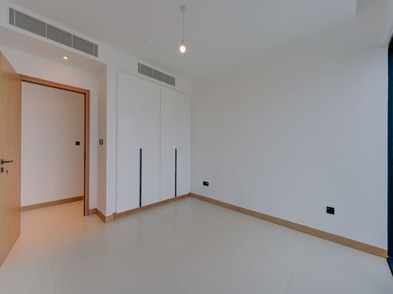 Rare Views | High Floor | Iconic Location, picture 12