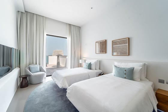 Private Beach and Pool | 5* Luxury | Hotel Living, picture 12