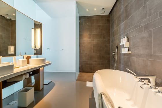 Private Beach and Pool | 5* Luxury | Hotel Living, picture 18