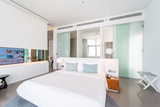 Private Beach and Pool | 5* Luxury | Hotel Living, picture 9