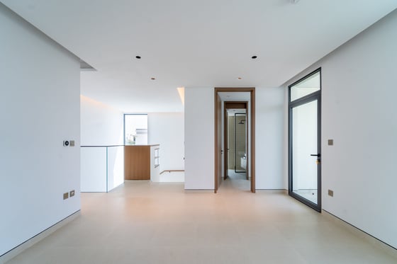 Corner Villa | Great Location | Vacant.., picture 7