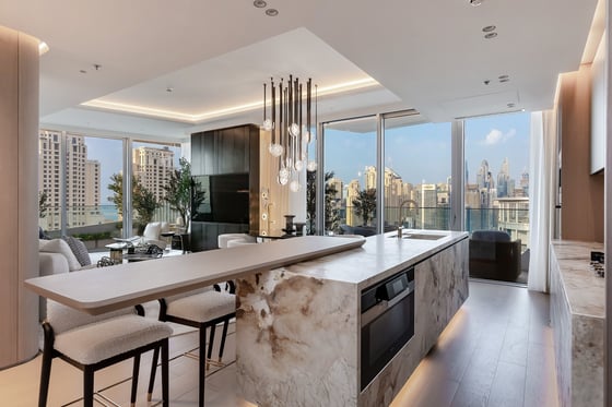 Ultra Luxury | Upgraded and Furnished | Must View, picture 2