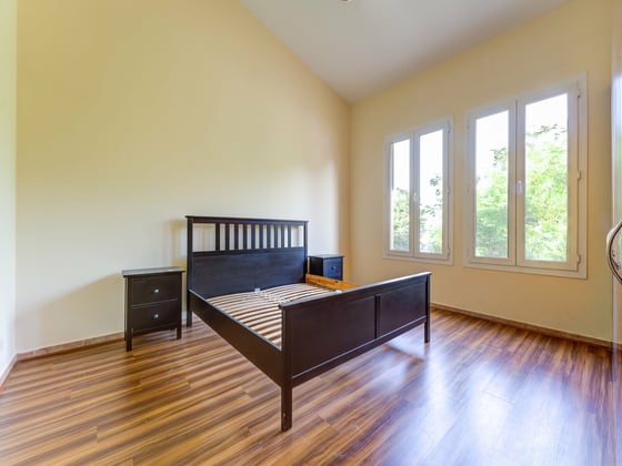 Vacant  |  Large Garden  |  Rare To Market, picture 18