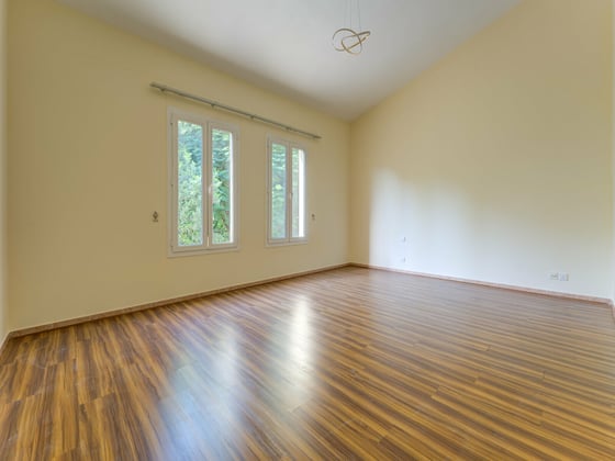 Vacant  |  Large Garden  |  Rare To Market, picture 14