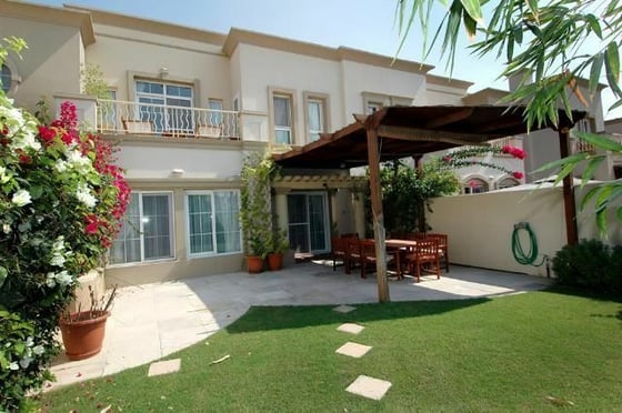 Landscaped | Unfurnished | Available May, picture 1