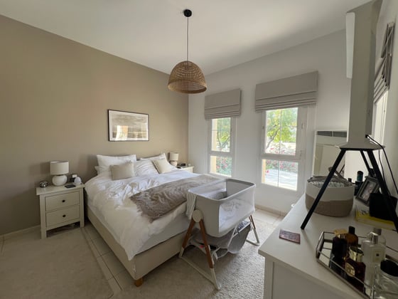 Landscaped | Unfurnished | Available May, picture 10