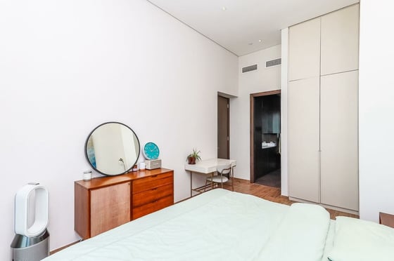 Stunning View| Fully Upgraded| Vacant On Transfer, picture 10