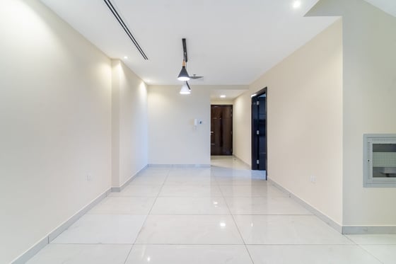 Vacant Now | Vastu | Marina View........, picture 2