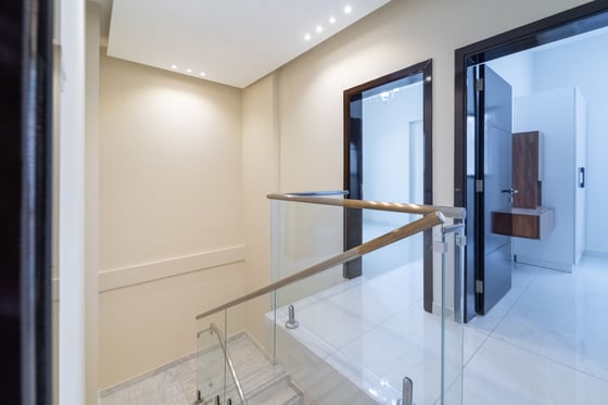 Vacant Now | Vastu | Marina View........, picture 6