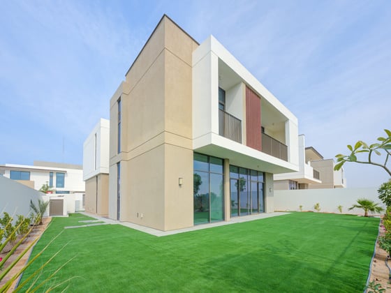 Corner Plot | Elevated Location | Single Row, picture 1