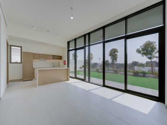Corner Plot | Elevated Location | Single Row, picture 7