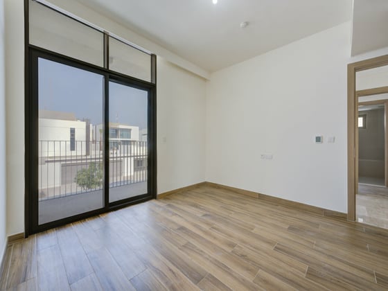 Corner Plot | Elevated Location | Single Row, picture 18