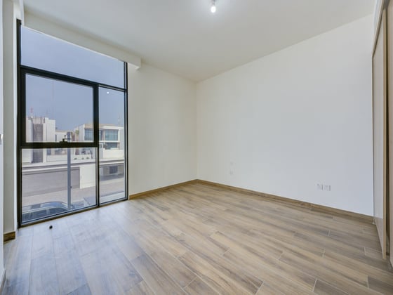 Corner Plot | Elevated Location | Single Row, picture 21