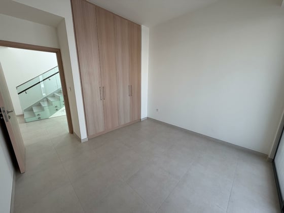 Brand New  |  Backing Park  |  Spacious., picture 14
