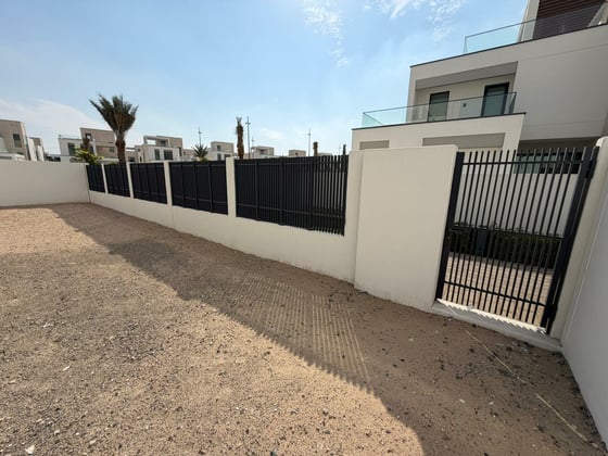 Brand New  |  Backing Park  |  Spacious., picture 26
