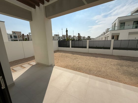 Brand New  |  Backing Park  |  Spacious., picture 25