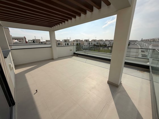 Brand New  |  Backing Park  |  Spacious., picture 23