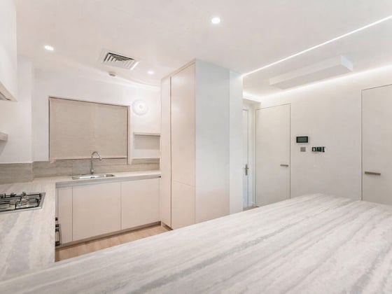 Statement Garden Residence | Rare Fully Upgraded, picture 3