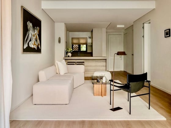 Statement Garden Residence | Rare Fully Upgraded, picture 1