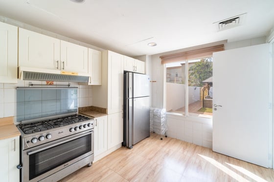 Upgraded | Prime Location | Available Now, picture 6
