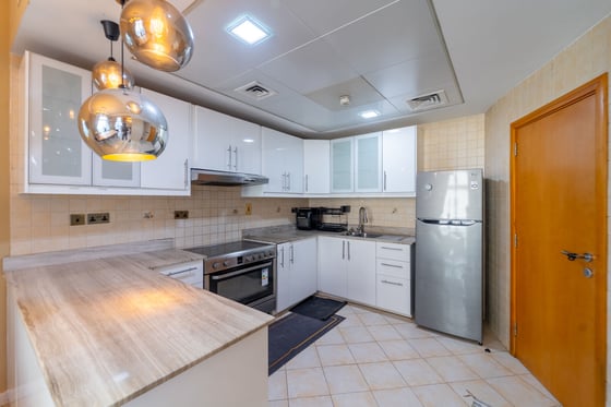 Fully Furnished  |  Vacant  |  Upgraded., picture 5